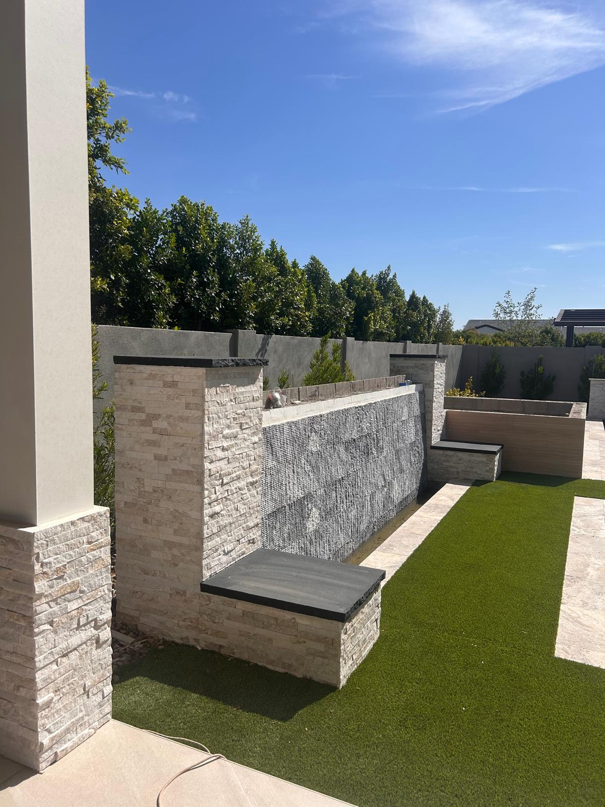 alt=”Servicios de ampliación de casas y construcción residencial en Phoenix”